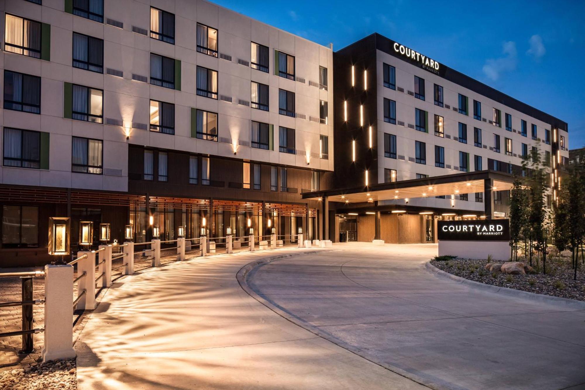 Courtyard Sioux City Downtown/Convention Center Esterno foto